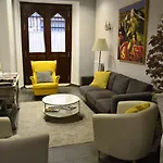Alda Vía Hotel Leão