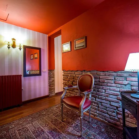 Alda Via Hotel 3*
