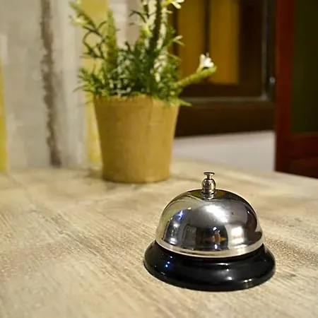 Hotel Alda Via Leon