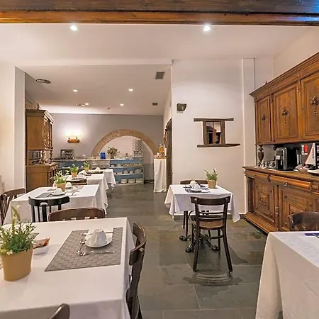 Hotel Alda Via Leon