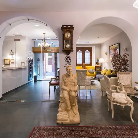 Alda Vía Hotel Leão