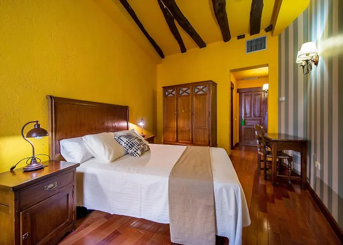 Alda Vía Hotel Leão